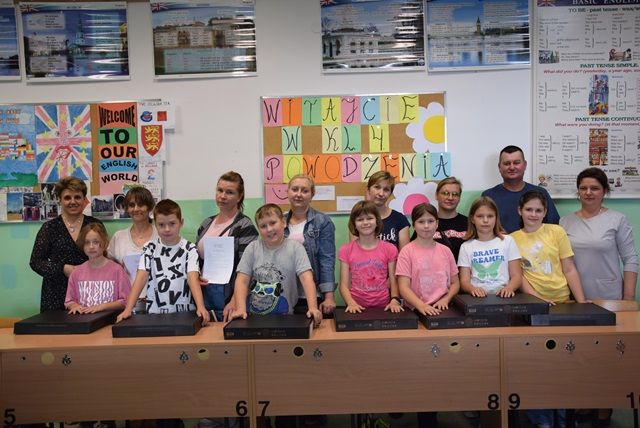 Laptopy dla uczniów klasy czwartej

Każdy uczeń IV klasy szkoły podstawowej w Polsce, na podsta...